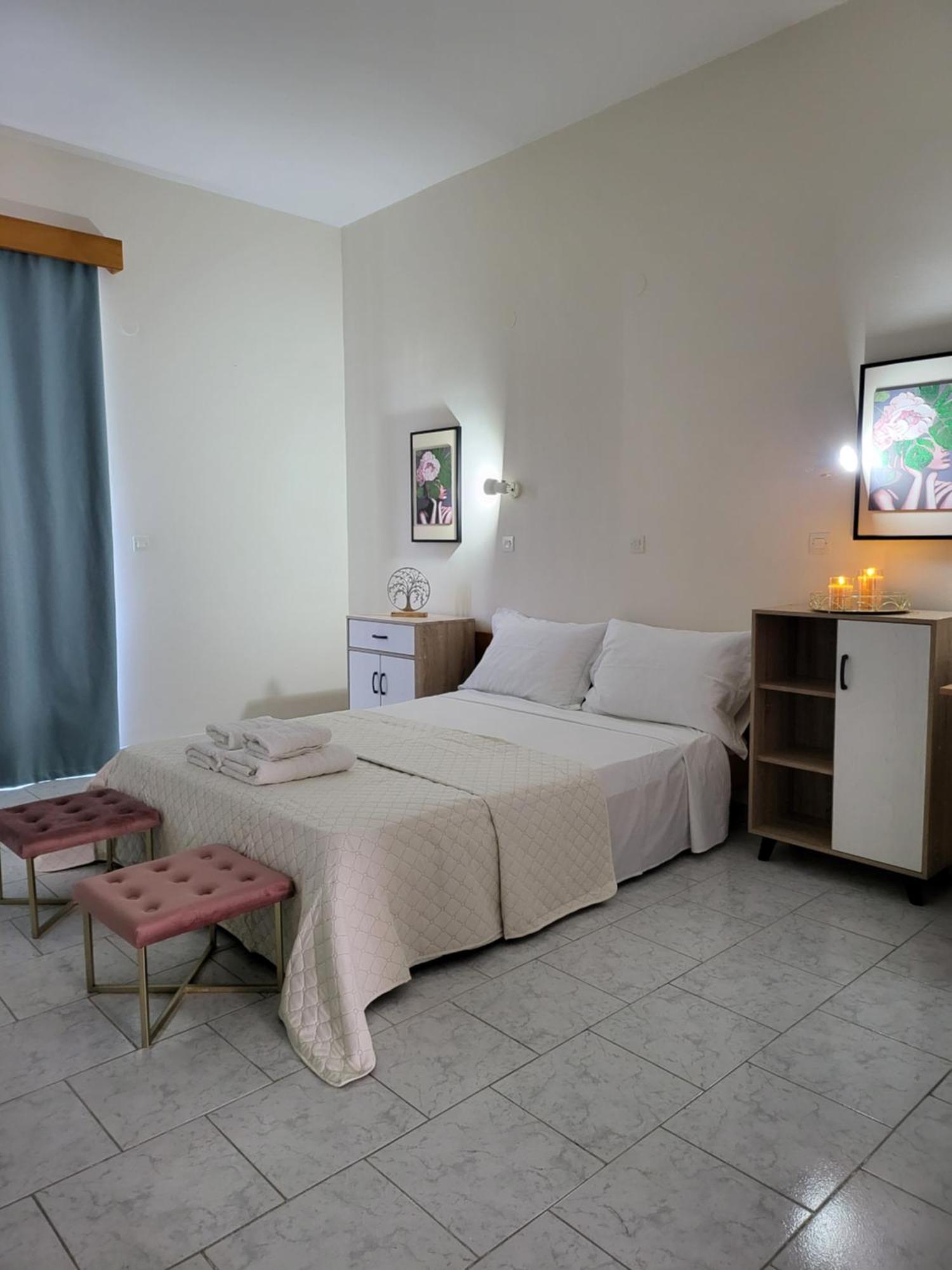 Pyrgos Hotel Apartments Kremastí Exterior photo