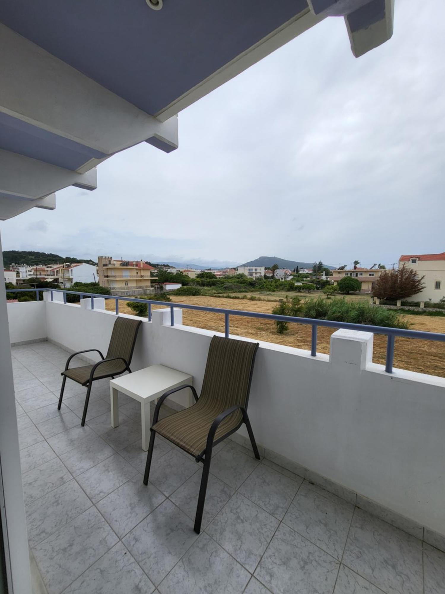 Pyrgos Hotel Apartments Kremastí Exterior photo